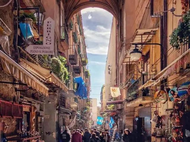 La Casetta In Centro Nápoly Kültér fotó